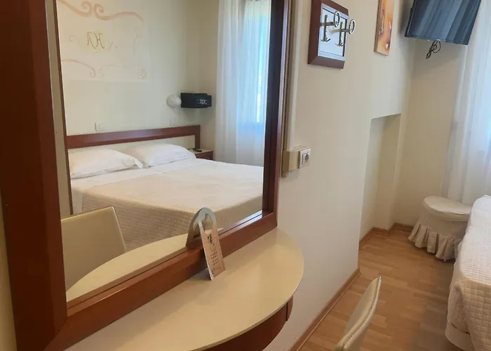 Hotel Aristeo 3*