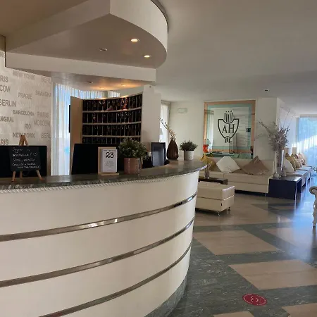 阿里斯蒂奥酒店 里米尼