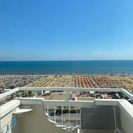 Aristeo Fronte Mare 酒店 3*