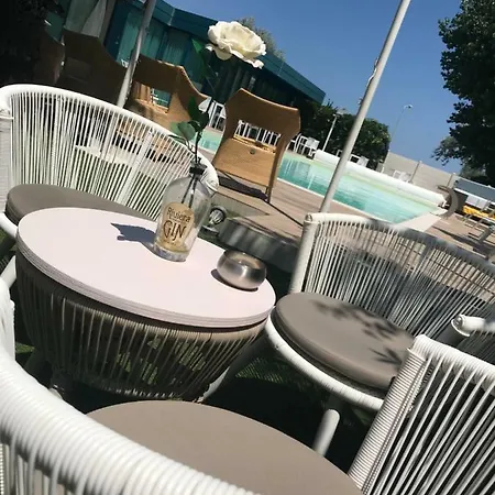 阿里斯蒂奥酒店 里米尼