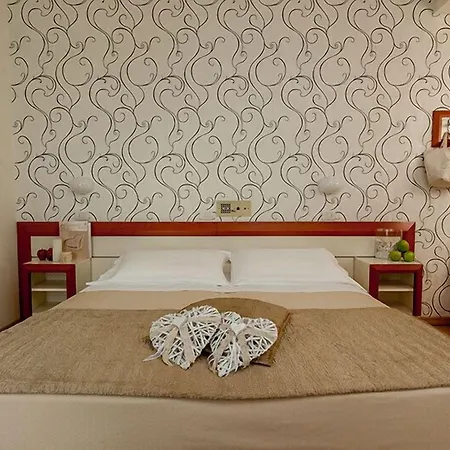 Aristeo Otel 3*