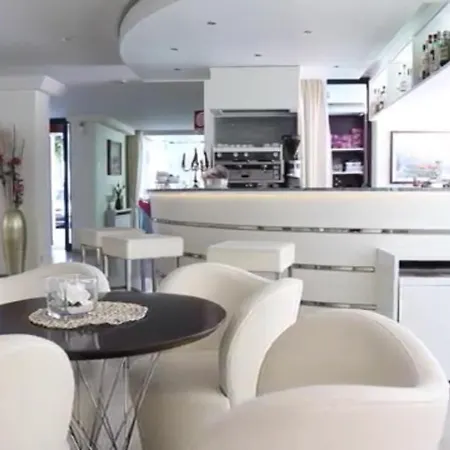 Aristeo Otel 3*